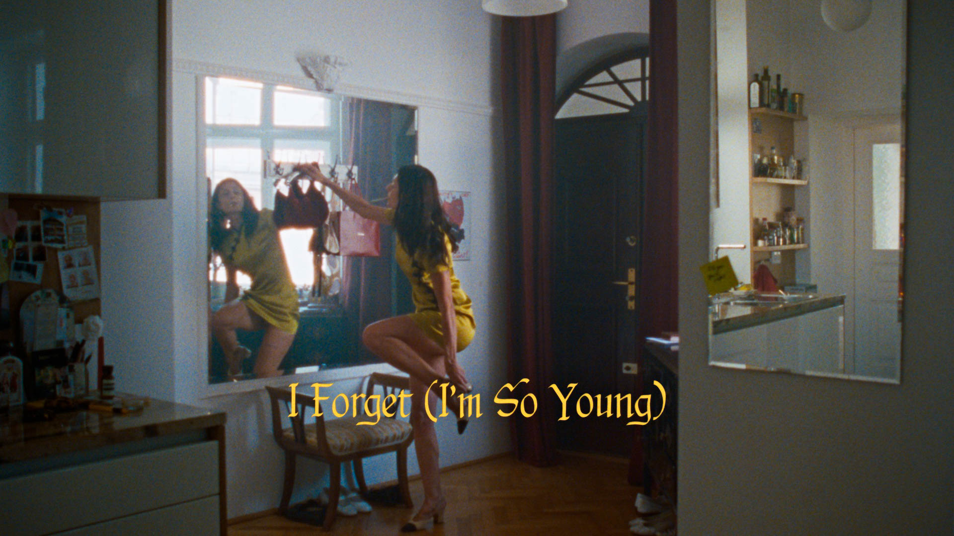 Sofie Royer - I Forget (I'm So Young)